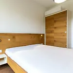 In - Out Апартаменты