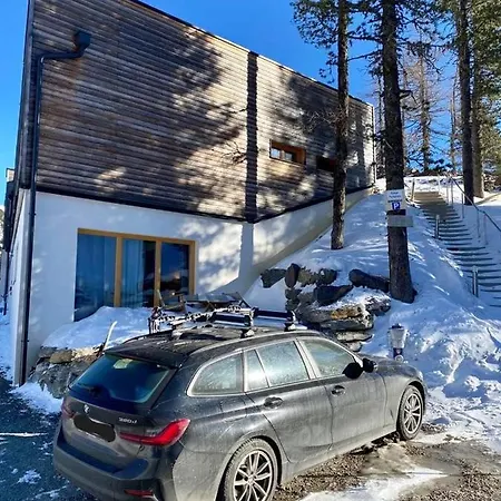 In - Out شقة تراشر هوهه