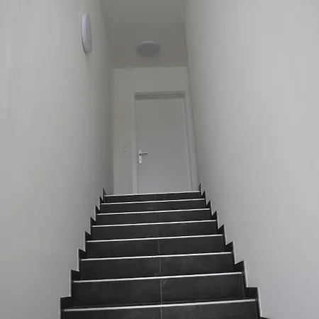 In - Out Apartament *